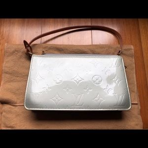Auth Louis Vuitton Pochette Lexington Vernis